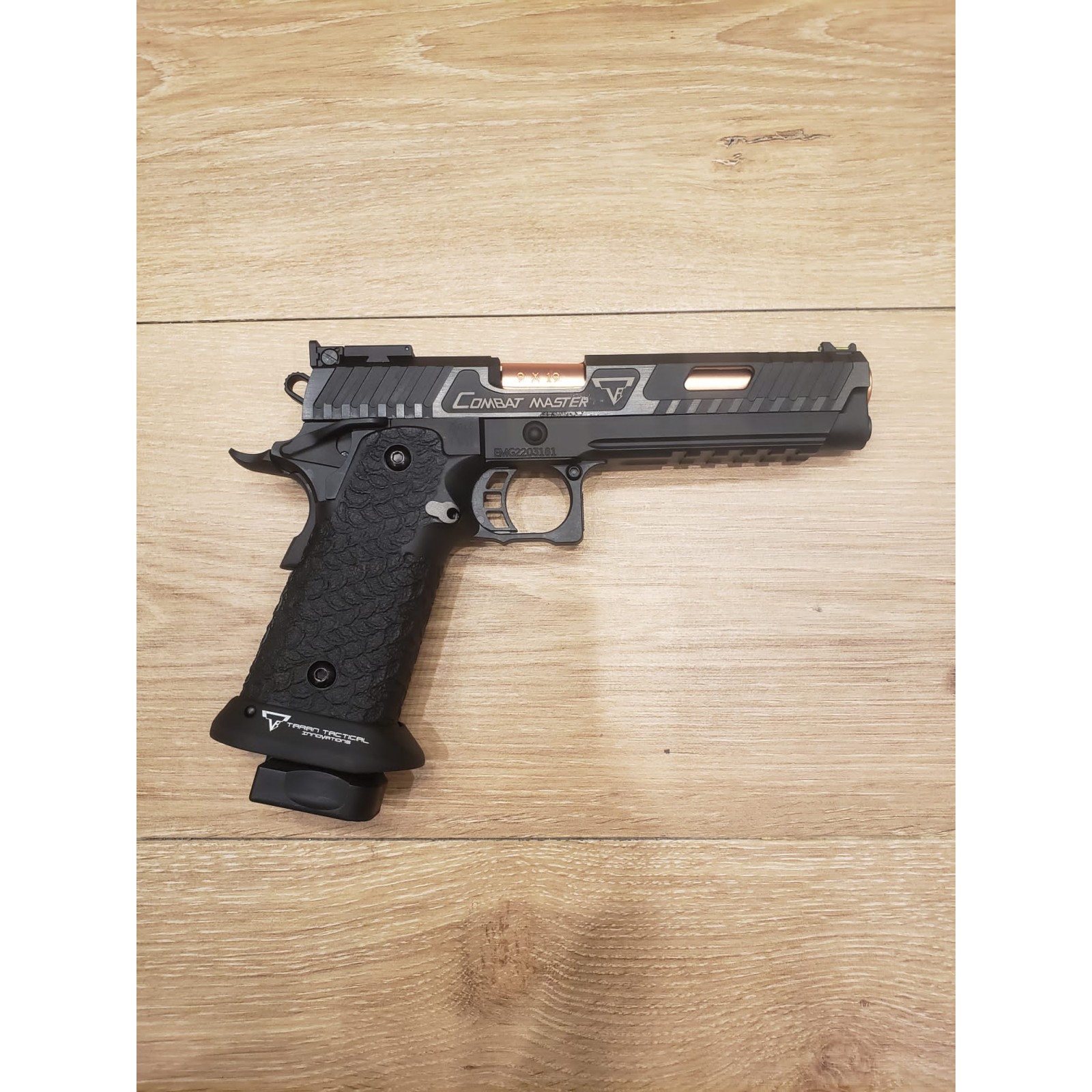 EMG TTI 2011 Combat Master (Distinct) (SemiAuto / Full Auto) EMG TTI JW3 2011 EMG / Taran