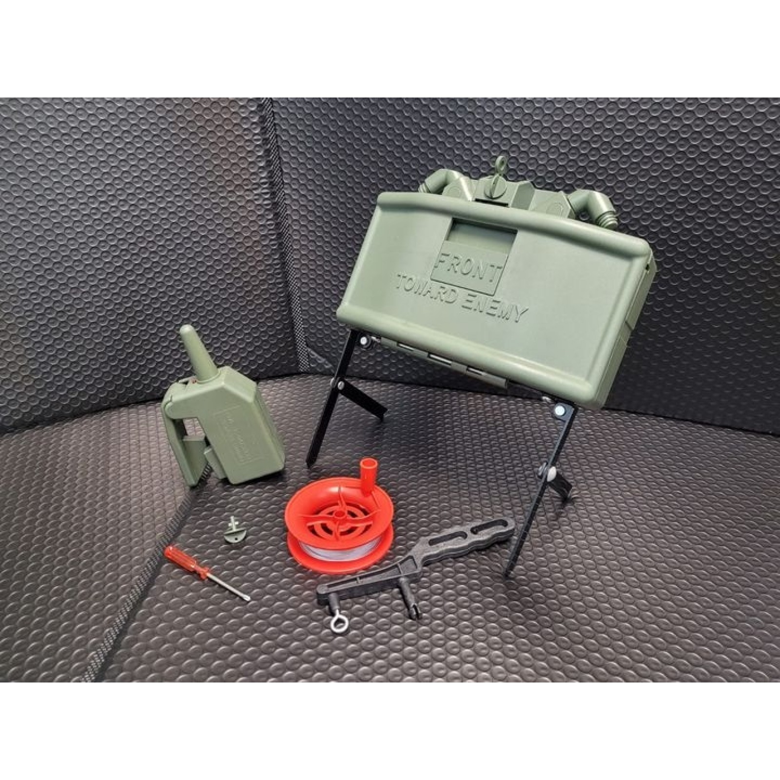 Remote Control Activated Claymore Airsoft trap Magazine & BBs & Tools