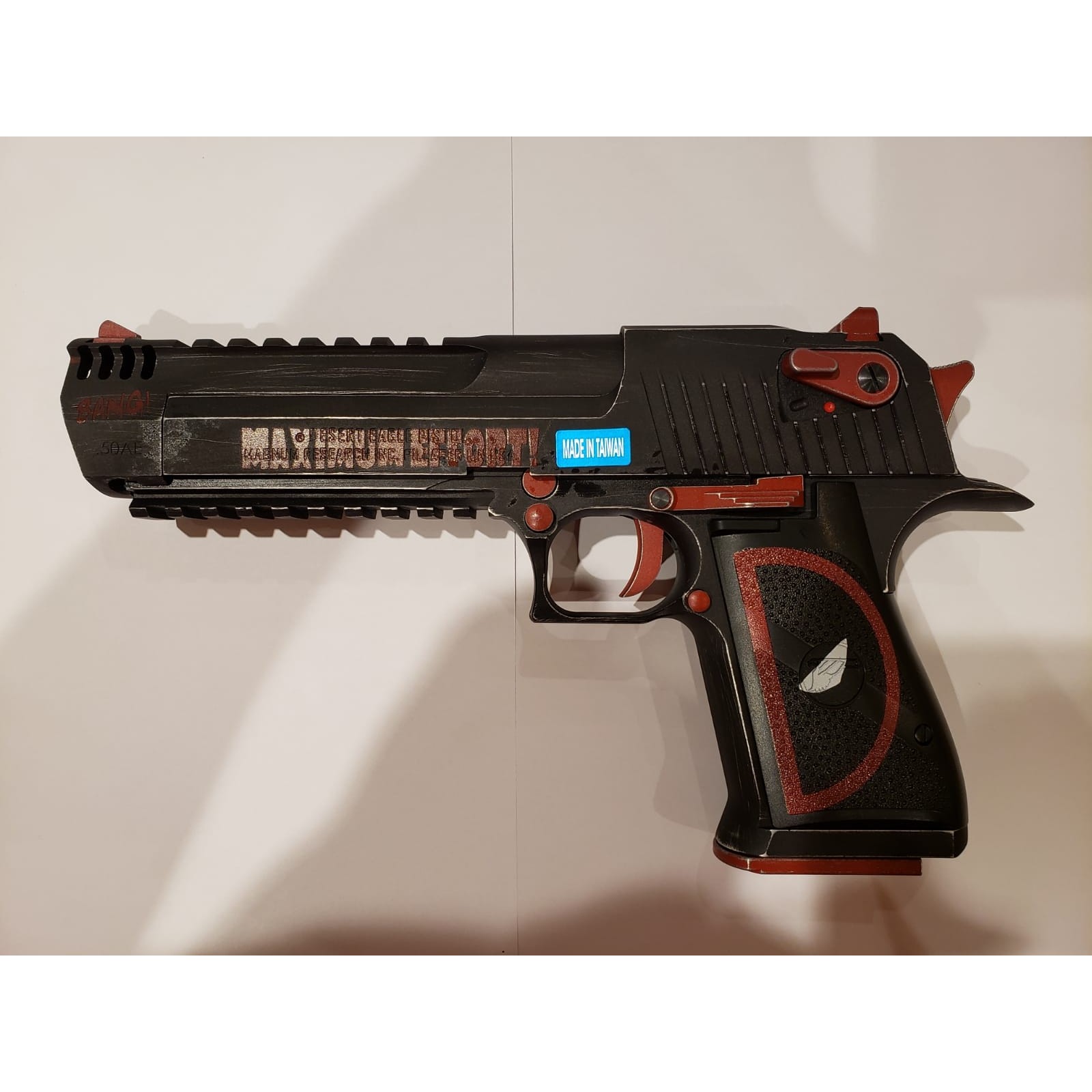 Desert Eagle 50 L6 Gbb Pistol Licensed Product By Cybergun Limited Custom Version We Desert Eagle 50 Cal Series We Pistols Gbbp Guns
